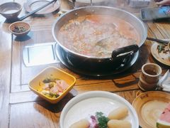 -快活林酸汤鱼鲜品火锅店(甲秀楼店)