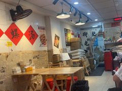 -柳州肥姨妈大骨螺蛳粉(东靖路店)