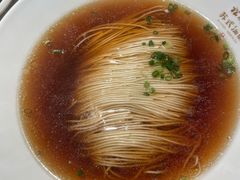 红汤面-松鹤面馆·古法焖肉面(观前店)