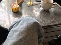 -莓园冰淇淋店
