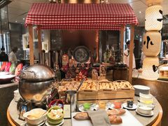 -视界美食自助餐厅·石家庄希尔顿酒店