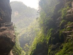 -龙水峡地缝景区