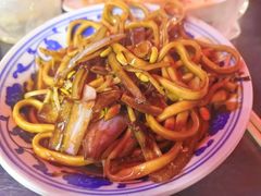-珠宝街老左杂酱面馆