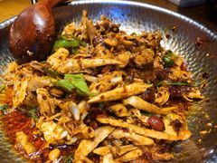 手撕扁担鸡-吃饭皇帝大(长宁龙之梦店)