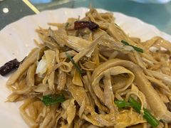 -瑞丰园庭院餐厅·白族传统家常菜