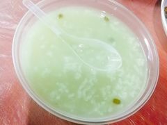 绿豆粥-蓝精灵饺子店