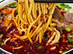 -伊穆祥牛肉面总店·清真