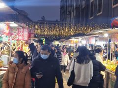 -南湖公园地摊集市