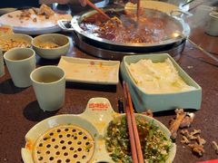 -巴倒烫陆派火锅山庄(南山总店)