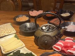 -吴氏老牌坊云南鱼豆花火锅店(通江街店)