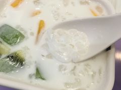 -满记甜品(优客百盛店)