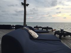 -Sunset Bar(丹绒亚路香格里拉店)