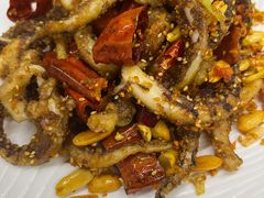 脆椒辣鱿鱼-兴国苑酒店