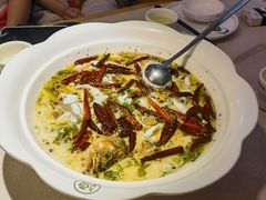 -江渔儿酸菜鱼专门店(明珠广场店)