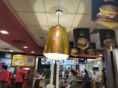 大堂-麦当劳(龙之梦购物中心店)