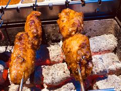 麻辣鸡翅-三个蒙古大叔羊肉串(大宁店)