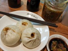 -凤起龙游老面包子(凯德晶品店)