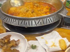-喇喇排骨火锅·传统韩式脊骨汤(望京西园总店)