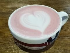 红丝绒拿铁-花语咖啡