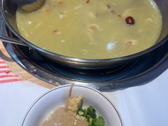 -二钳洞庭虾蟹·江湖菜(成都鹭岛店)