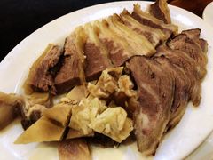 -胡须佬鸡煲四季火锅店(石厦西村直营店)