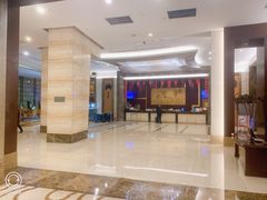 -宜昌均瑶国际酒店(宜昌CBD购物中心夷陵广场店)