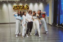 点击看大图 -G-STEPS舞蹈工作室