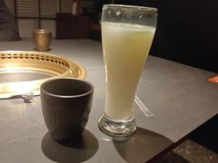 -铭牛烧肉·和牛海鲜自助(高新月牙湖店)