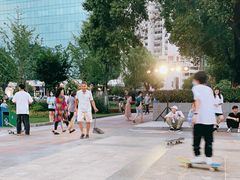 -西北湖绿化广场