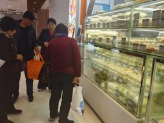 -白玉兰食品甜凤店(合生汇店)