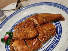 -香港百合居(LCM置汇旭辉广场店)