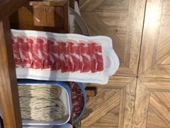 -领鲜潮牛鲜牛羊肉火锅(宏昌店)