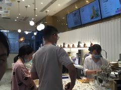 -乐兹薇尔(海宁爱琴海购物公园店)