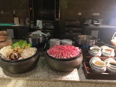 -松山湖凯悦酒店·Café自助餐厅·周末火舞秀表演