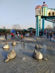 -季高兔窝窝亲子园(上海薰衣草公园店)