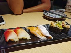 -万岁料理回转寿司(华贸店)