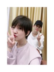 -尼特斯男士发型馆