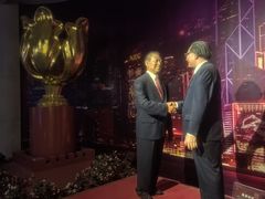 -金石蜡像馆