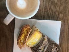 -星巴克(西安机场1店T3到达店)