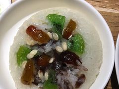 -新梅华·茶点餐厅(欧尚店)