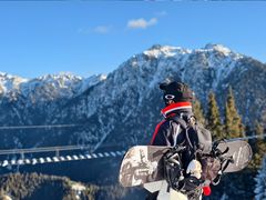 -丝绸之路山地度假区滑雪场