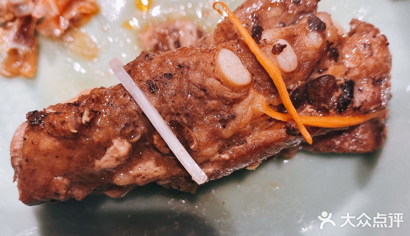 人均也不错。性价比很高 吃完饭直接可以南下塘溜达