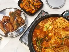 -博姆炸鸡精品餐厅(常发广场店)