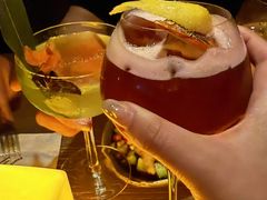 -FOUR PLAY BAR