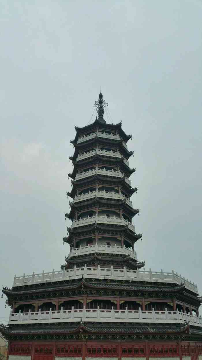 临泽安乐寺-"安乐寺是现今临泽的标志了,新建寺庙,还在.