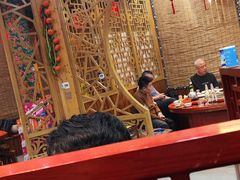 -袁小二大东北铁锅炖(吉祥村总部)