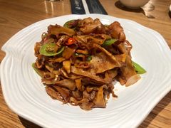 平价橄榄油爆笋干-山楂树融合菜餐厅