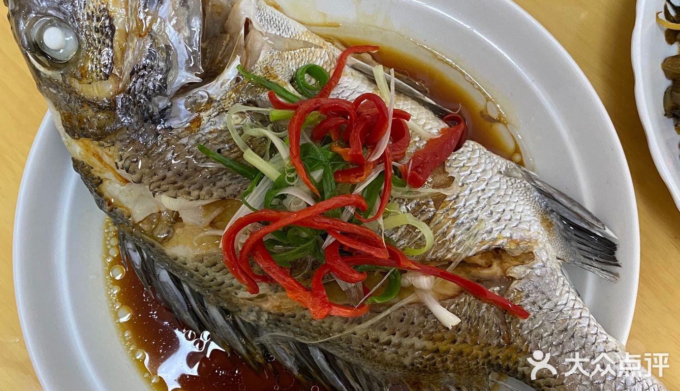 清蒸黑翅鱼95,卤香五花肉