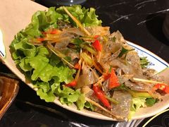 老爸鱼皮-小椒娘撒椒鱼火锅(三八广场店)