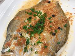 -凤凰楼酒家·粤宴点心(华强北店)